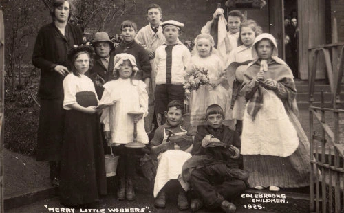 Merry Little Workers